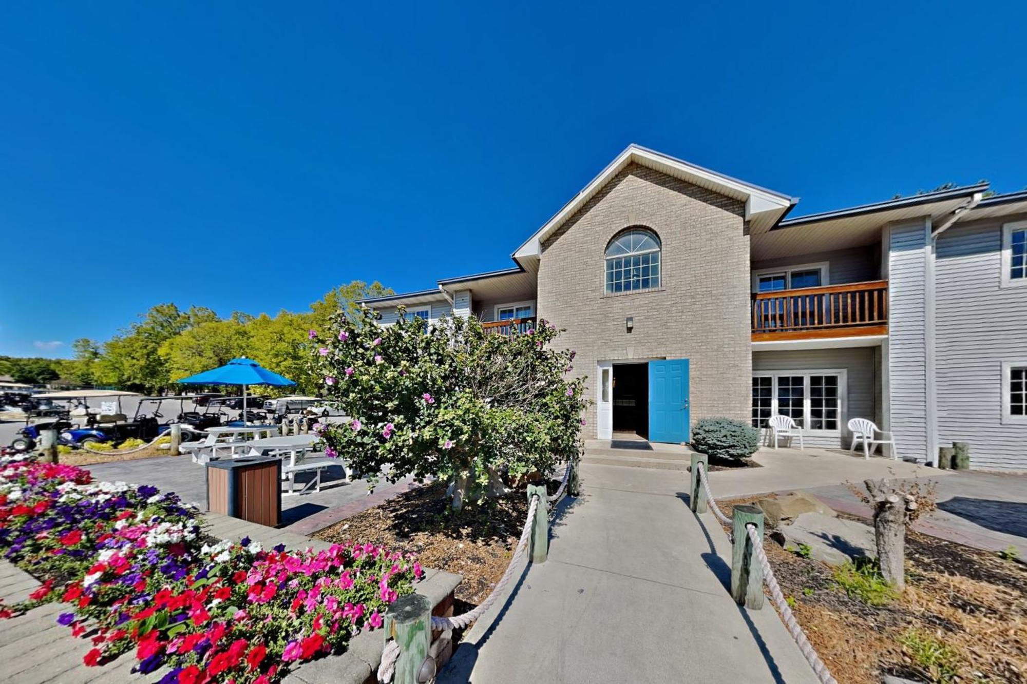 Put-In-Bay Poolview Condo #8 Dış mekan fotoğraf